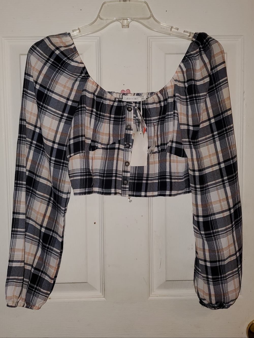 5 for $25 | NWT Papaya Active USA Plaid Cropped Long Sleeve Blouse